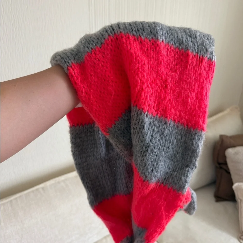 Neon Pink and Gray Knit Scarf